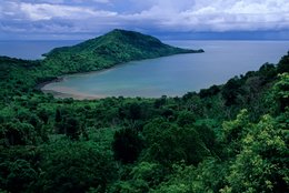 Archipel-des-Comores;-Baie;-Forêt;-France;-Kaleidos;-Kaleidos-images;-La-parole-à-limage;-Lagon;-Laurent-Abad;-Mayotte;-Mer;-Océan-Indien;-Paysage;-Presquîle;-Stories-Pictures
